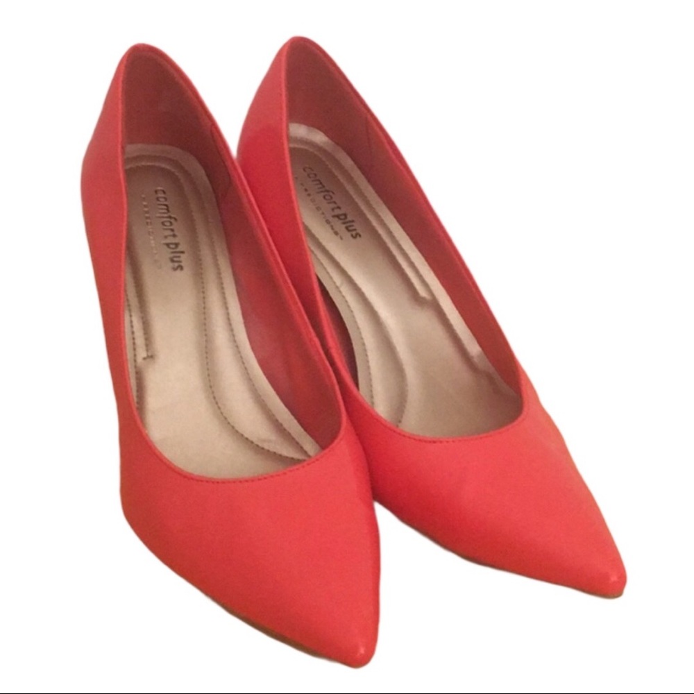 Comfort Plus by Predictions Pointed Toe Heels